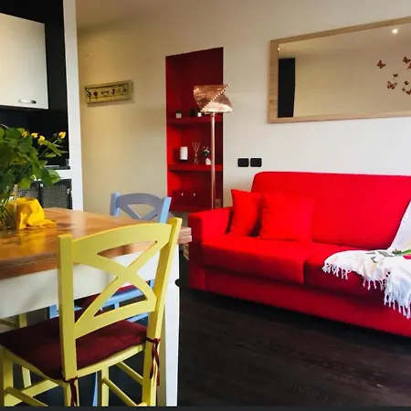 Red House * Costermano